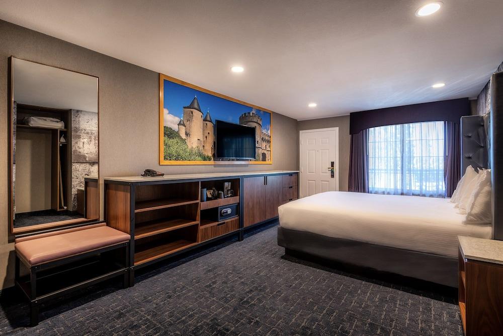 Anaheim Camelot Inn & Suites 외부 사진